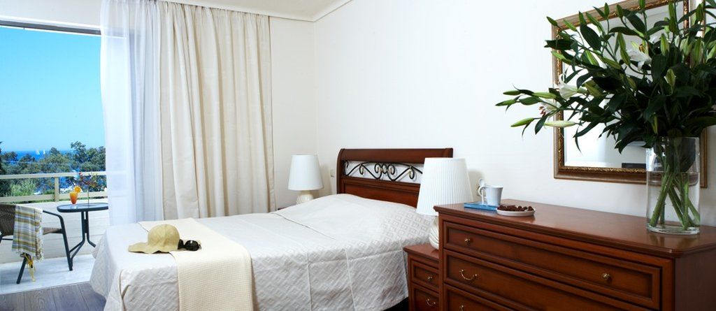 Amarilia Hotel Vouliagméni Екстериор снимка