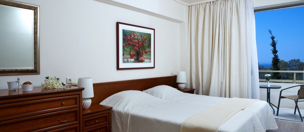Amarilia Hotel Vouliagméni Екстериор снимка